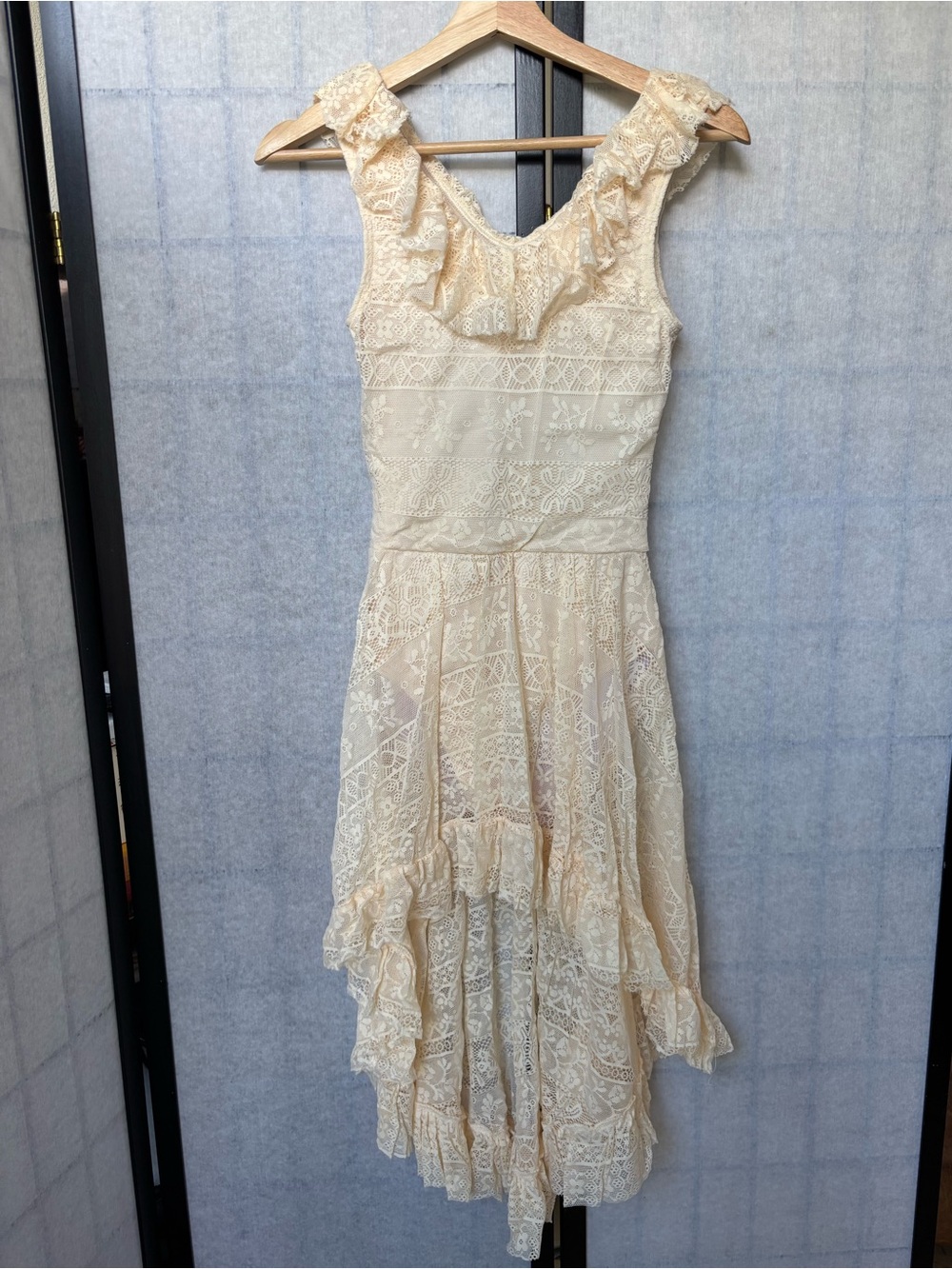 Weissman dance costume small adult Cream Lace High-Low Ruffle Dress